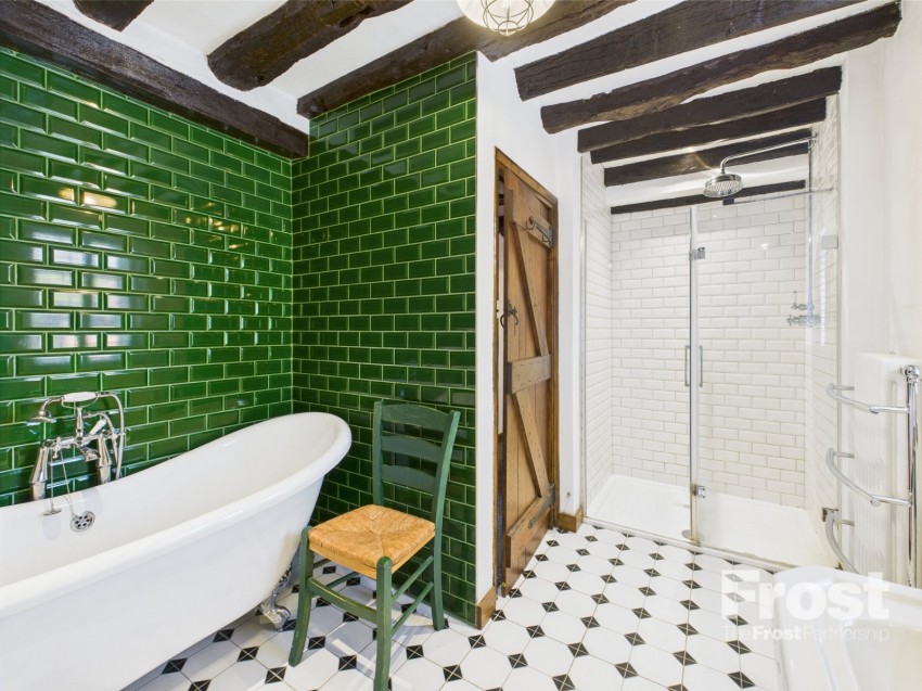 Images for Village Road, Denham EAID:2640919782 BID:GCL