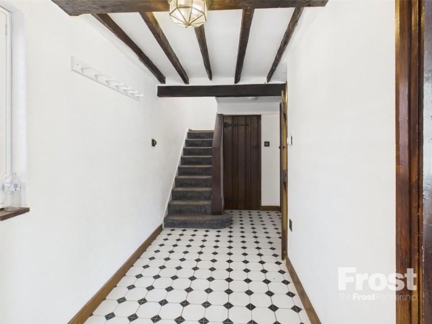 Images for Village Road, Denham EAID:2640919782 BID:GCL