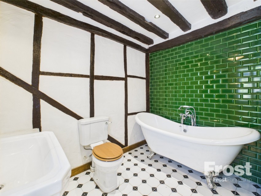 Images for Village Road, Denham EAID:2640919782 BID:GCL