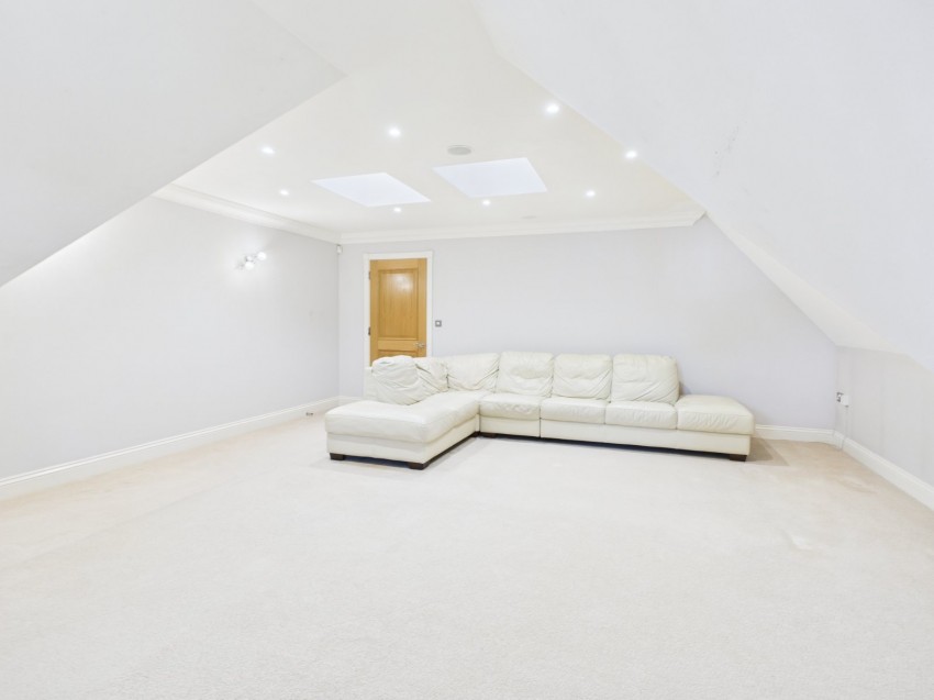 Images for Packhorse Road, 103 Packhorse Road, Gerrards Cross, Buckinghamshire EAID:2640919782 BID:GCL