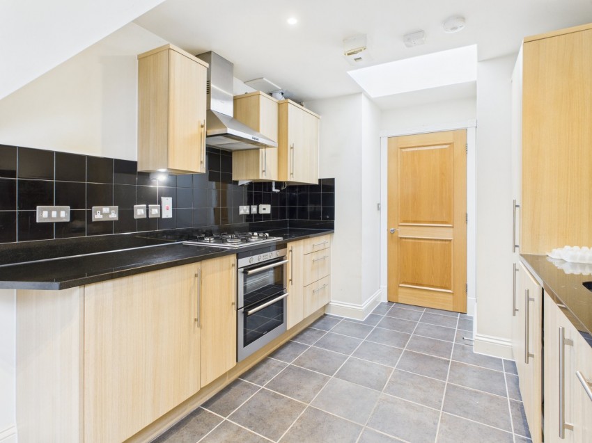 Images for Packhorse Road, 103 Packhorse Road, Gerrards Cross, Buckinghamshire EAID:2640919782 BID:GCL