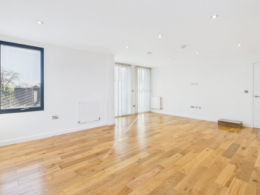 Images for Station Road, Gerrards Cross, Buckinghamshire EAID:2640919782 BID:GCL