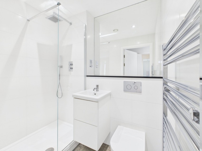 Images for Station Road, Gerrards Cross, Buckinghamshire EAID:2640919782 BID:GCL