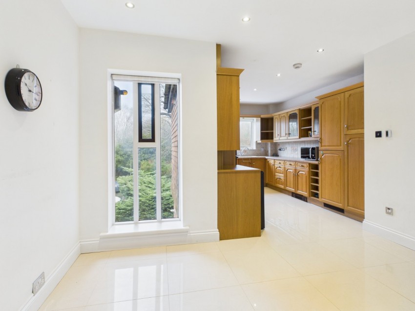 Images for Gerrards Cross, Buckinghamshire EAID:2640919782 BID:GCL