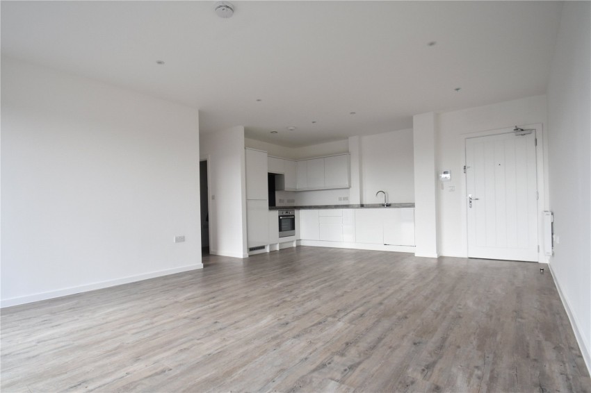 Images for Aston House, 62-68 Oak End Way EAID:2640919782 BID:GCL