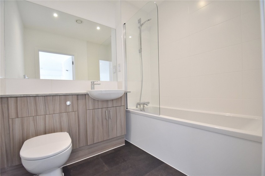 Images for Aston House, 62-68 Oak End Way EAID:2640919782 BID:GCL