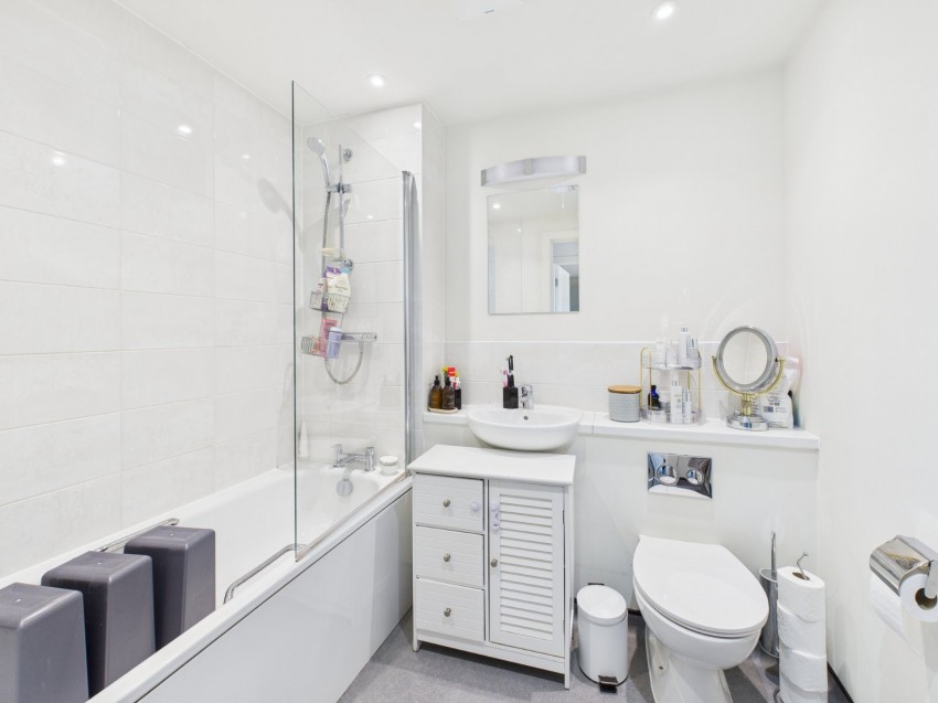 Images for Tatling End, Gerrards Cross EAID:2640919782 BID:GCL