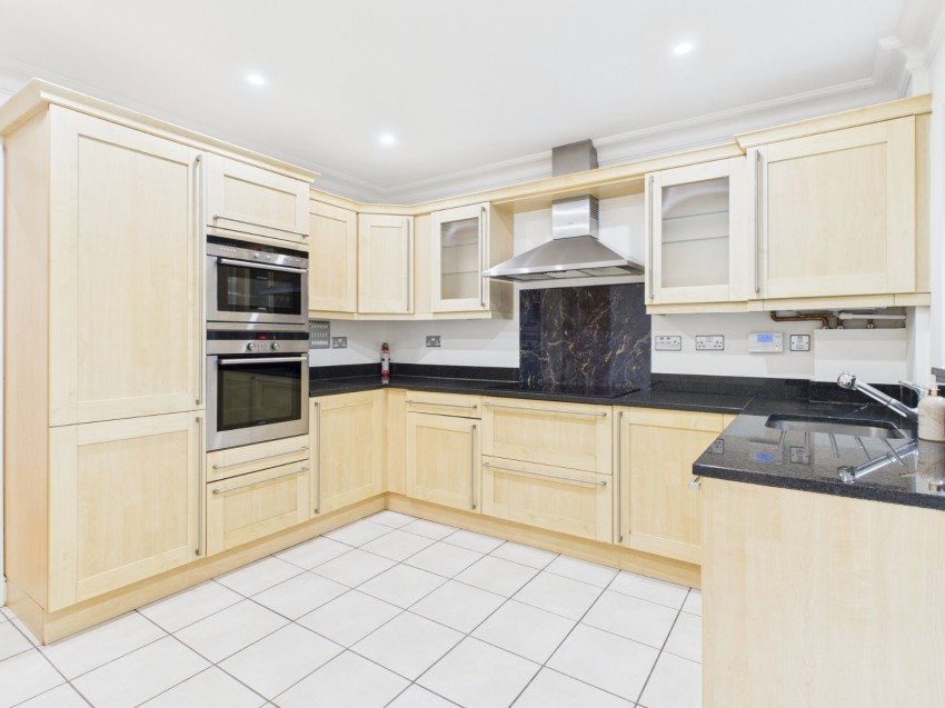 Images for Packhorse Road, 74 Packhorse Road, Gerrards Cross EAID:2640919782 BID:GCL