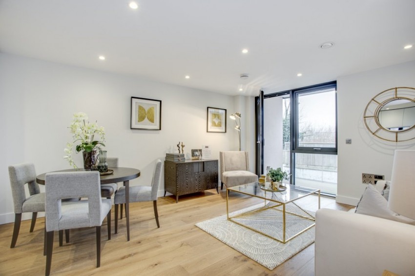 Images for Gerrards Cross EAID:2640919782 BID:GCL