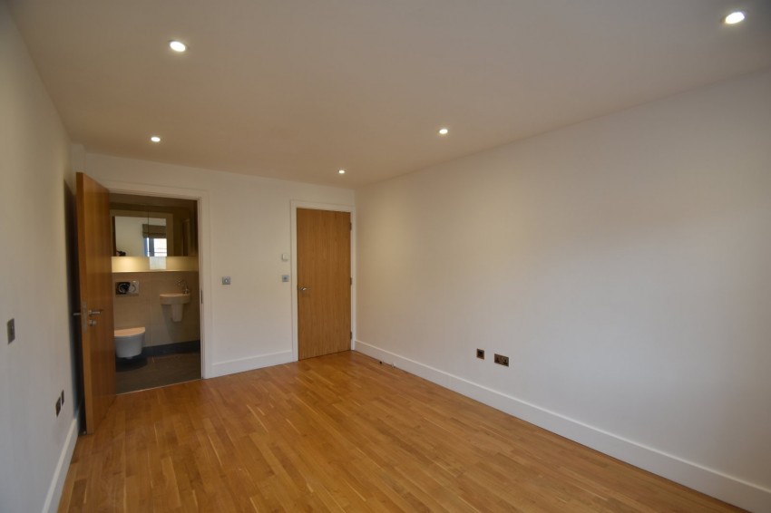 Images for Gerrards Cross EAID:2640919782 BID:GCL