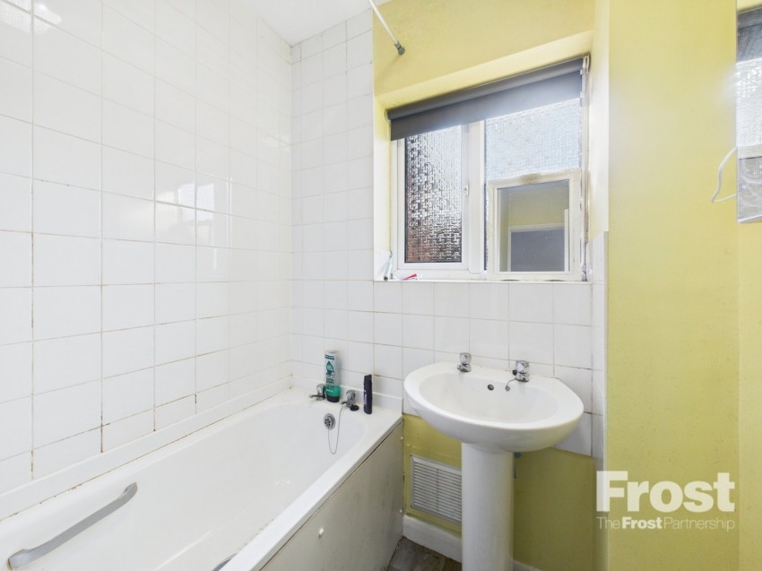 Images for Denham, Uxbridge EAID:2640919782 BID:GCL