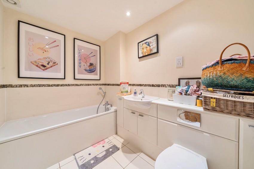 Images for Gerrards Cross EAID:2640919782 BID:GCL