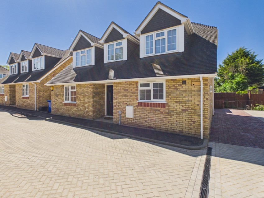 Images for Stoke Poges, Buckinghamshire EAID:2640919782 BID:GCL