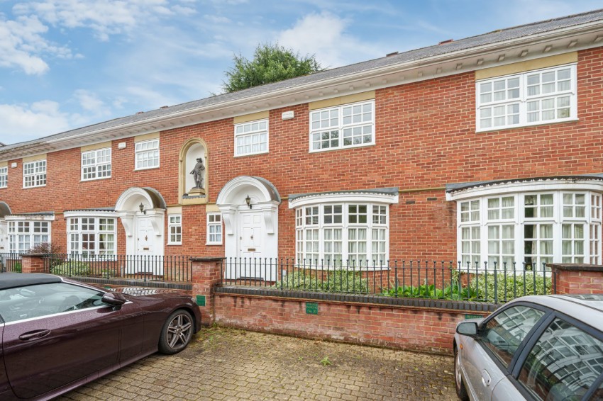 Images for Gerrards Cross, Buckinghamshire EAID:2640919782 BID:GCL