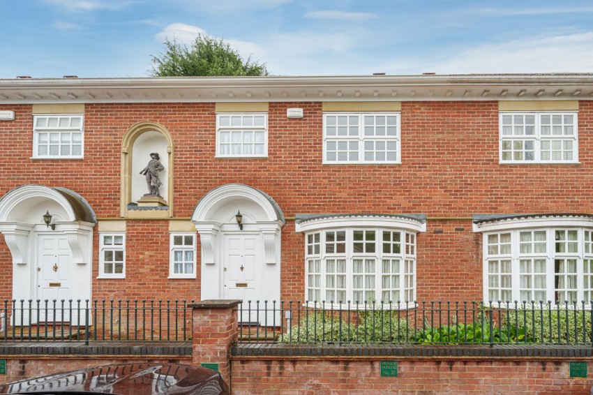 Images for Gerrards Cross, Buckinghamshire EAID:2640919782 BID:GCL