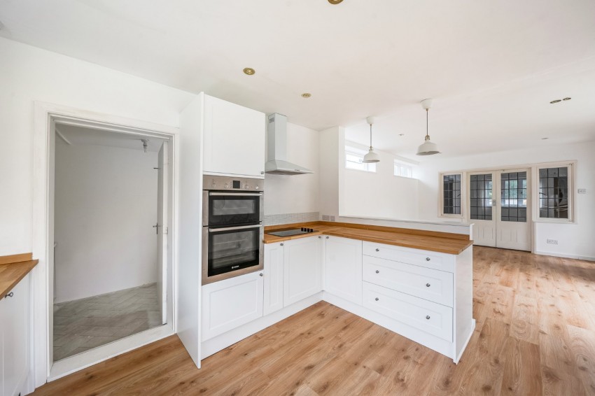 Images for Gerrards Cross, Buckinghamshire EAID:2640919782 BID:GCL