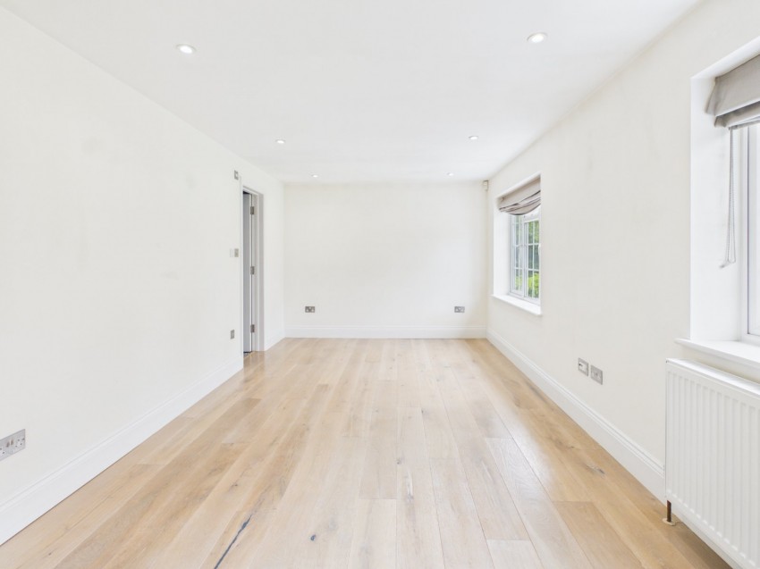 Images for Denham, Uxbridge, Buckinghamshire EAID:2640919782 BID:GCL