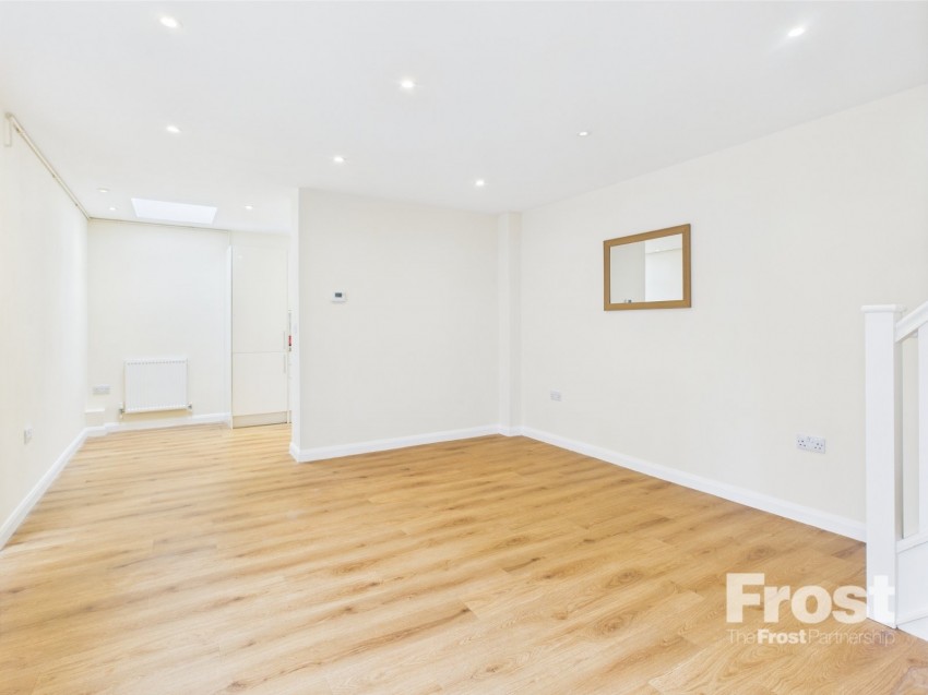 Images for Gerrards Cross, Buckinghamshire EAID:2640919782 BID:GCL