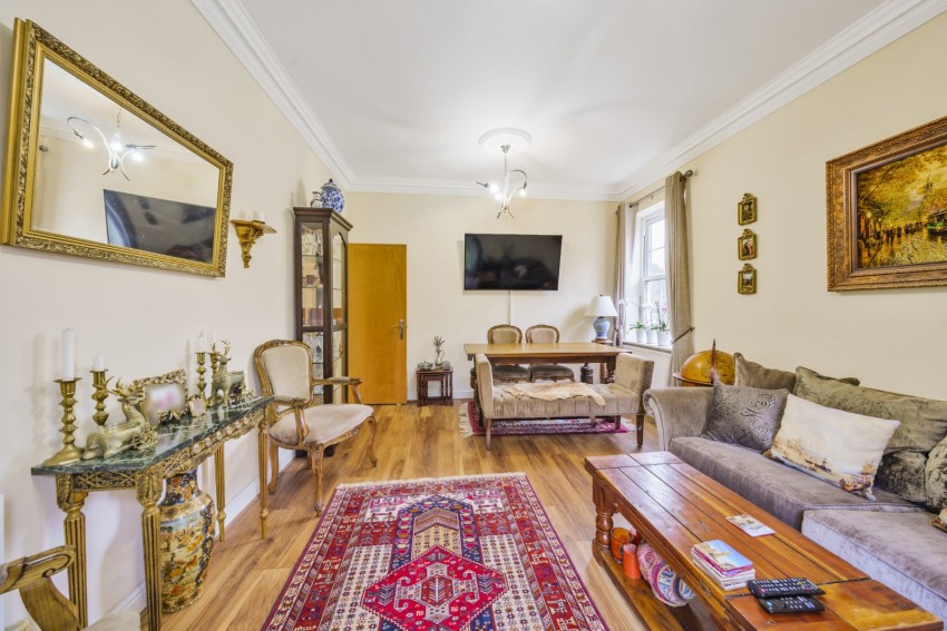 Images for Iver, Buckinghamshire EAID:2640919782 BID:GCL