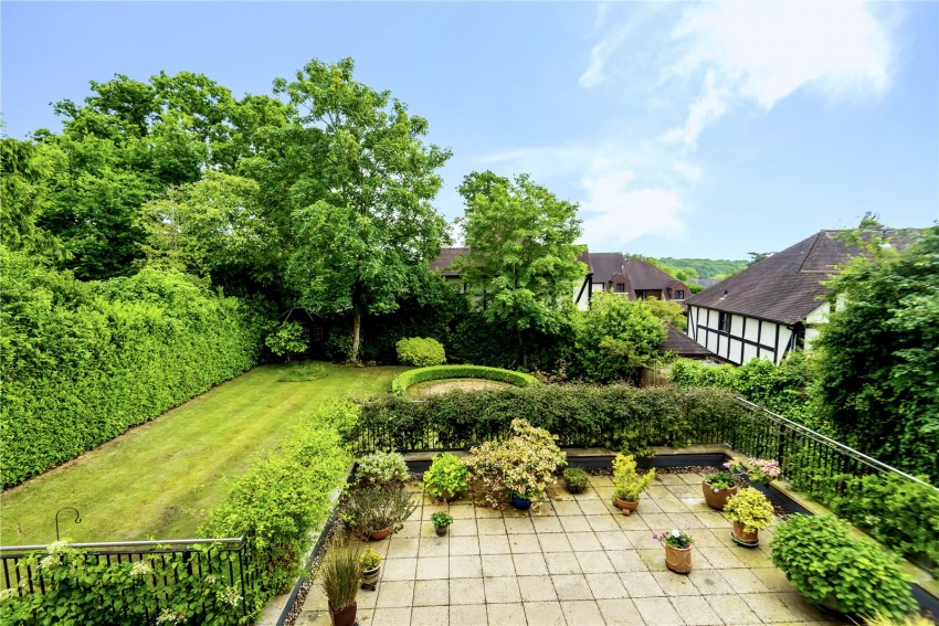 Images for Packhorse Road, 76 Packhorse Road, Gerrards Cross, Buckinghamshire EAID:2640919782 BID:GCR