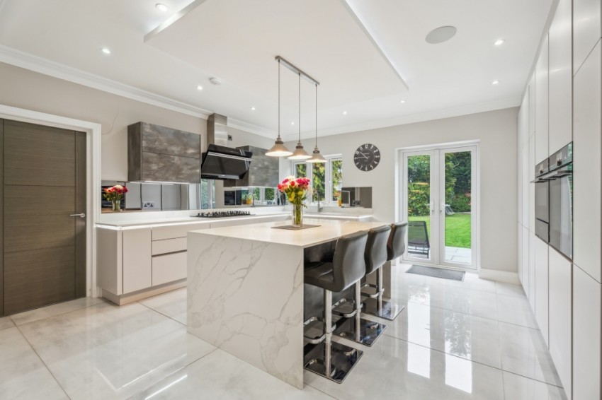 Images for Gerrards Cross, Buckinghamshire EAID:2640919782 BID:GCR