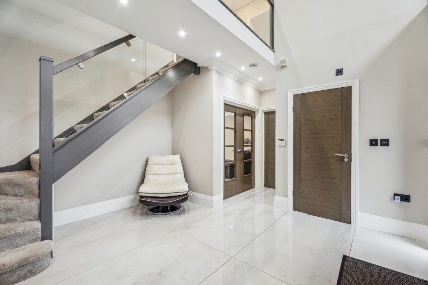 Images for Gerrards Cross, Buckinghamshire EAID:2640919782 BID:GCR