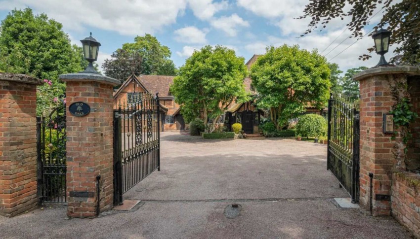 Images for Gerrards Cross, Buckinghamshire EAID:2640919782 BID:GCR