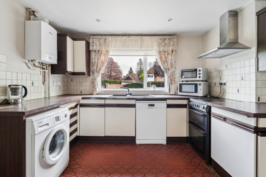 Images for Chalfont St. Peter, Gerrards Cross EAID:2640919782 BID:GCR