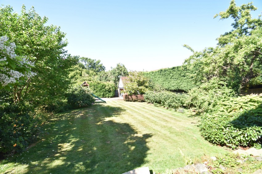 Images for Chalfont St. Peter, Gerrards Cross, Buckinghamshire EAID:2640919782 BID:GCR