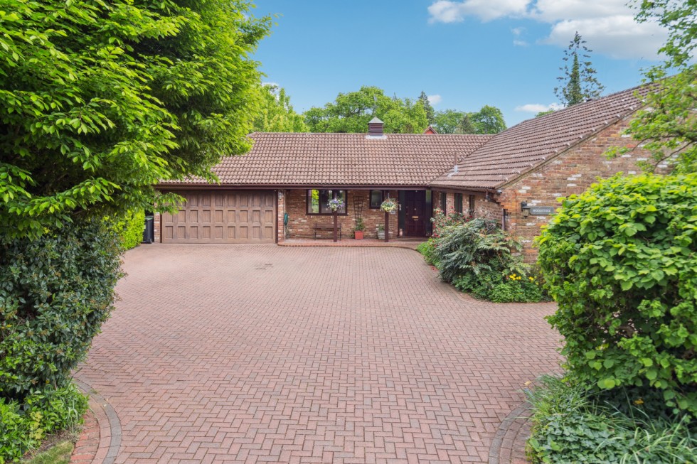 Floorplan for Gerrards Cross, Buckinghamshire, SL9
