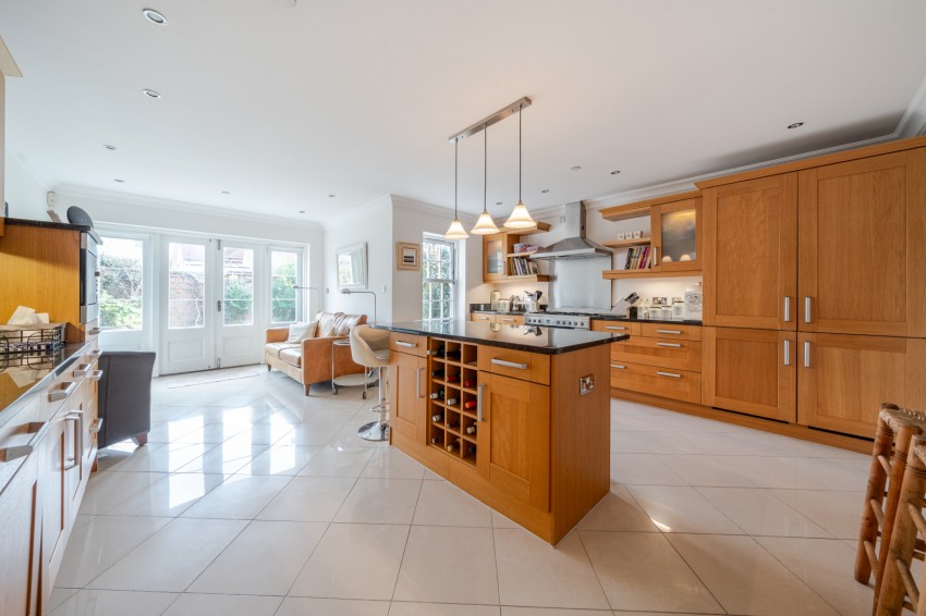 Images for Gerrards Cross, Buckinghamshire EAID:2640919782 BID:GCR