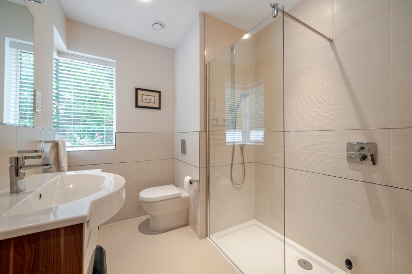 Images for Gerrards Cross, Buckinghamshire EAID:2640919782 BID:GCR