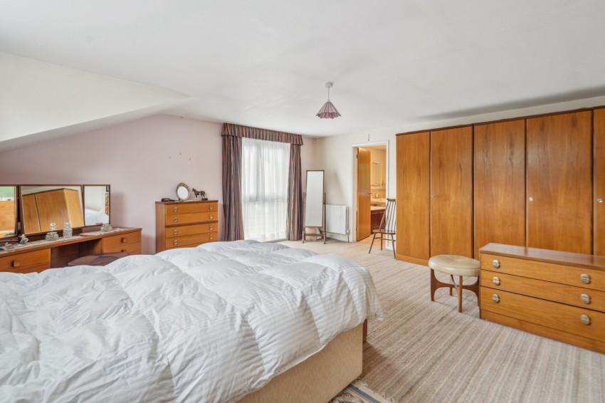 Images for Gerrards Cross, Buckinghamshire EAID:2640919782 BID:GCR