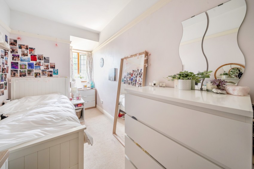 Images for Gerrards Cross, Buckinghamshire EAID:2640919782 BID:GCR