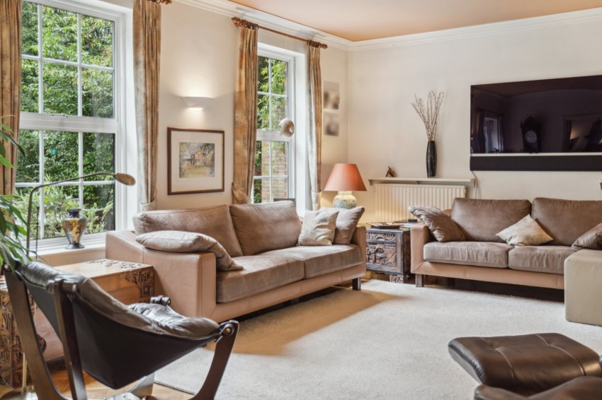 Images for Gerrards Cross, Buckinghamshire EAID:2640919782 BID:GCR