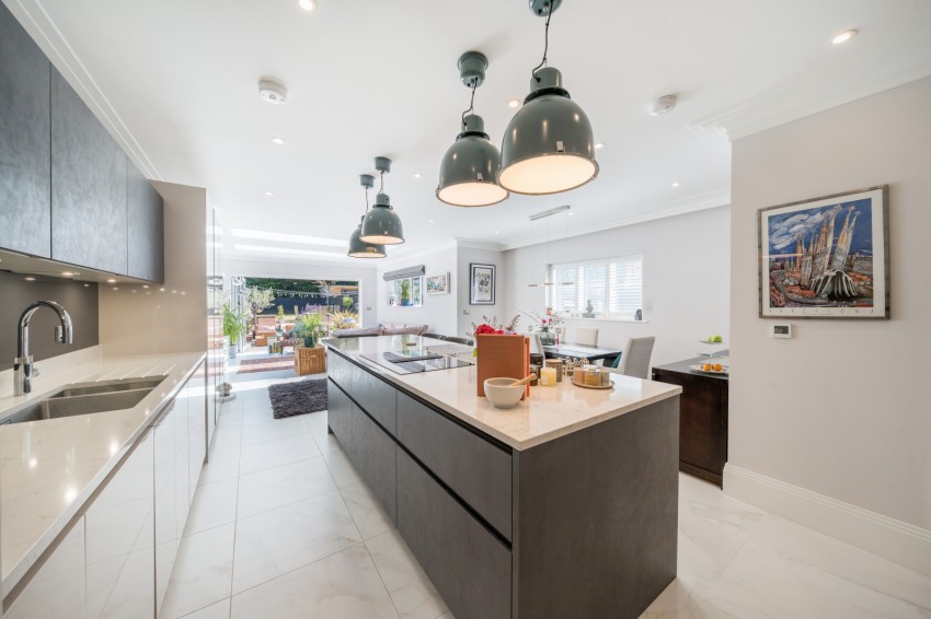 Images for Gerrards Cross, Buckinghamshire EAID:2640919782 BID:GCR