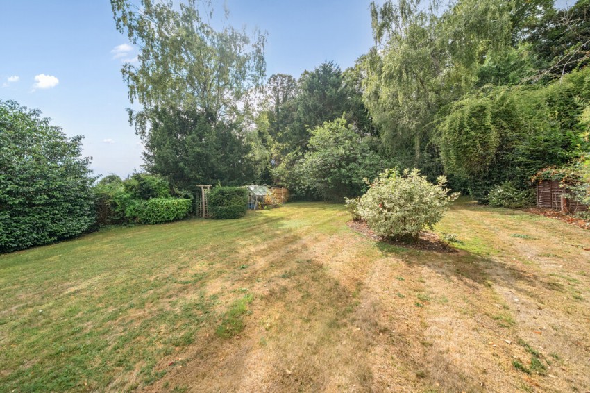 Images for Chalfont St. Peter, Gerrards Cross, Buckinghamshire EAID:2640919782 BID:GCR