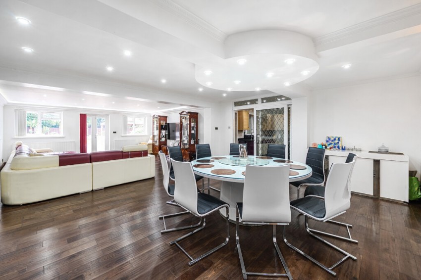 Images for Gerrards Cross, Buckinghamshire EAID:2640919782 BID:GCR