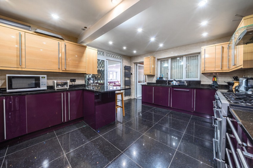 Images for Gerrards Cross, Buckinghamshire EAID:2640919782 BID:GCR