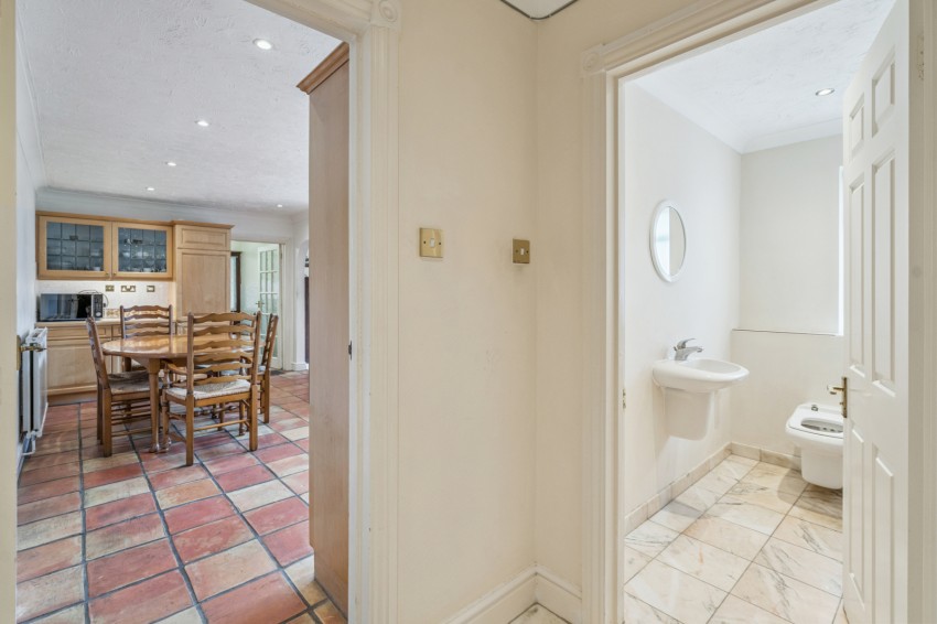 Images for Gerrards Cross, Buckinghamshire EAID:2640919782 BID:GCR