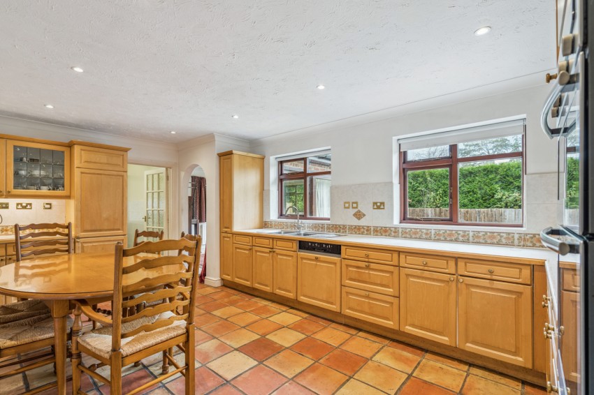 Images for Gerrards Cross, Buckinghamshire EAID:2640919782 BID:GCR