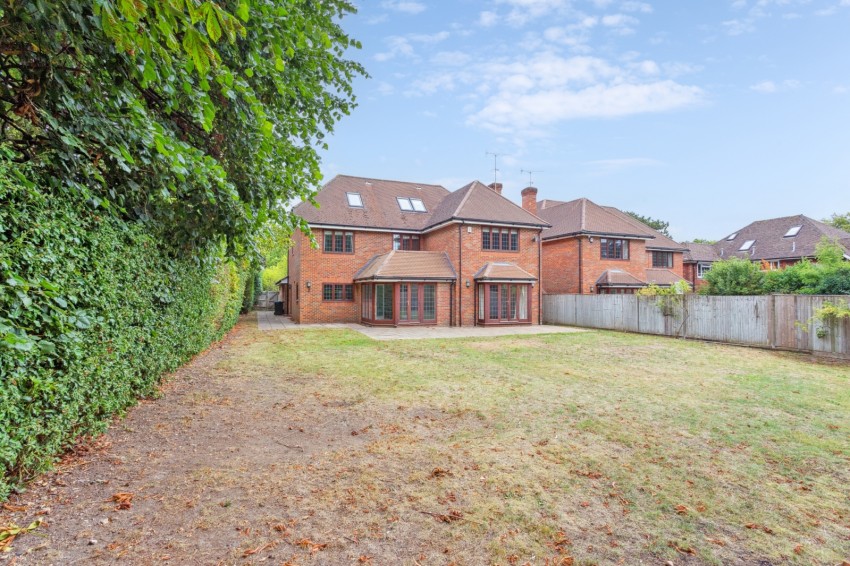 Images for Chalfont St. Peter, Gerrards Cross, Buckinghamshire EAID:2640919782 BID:GCR