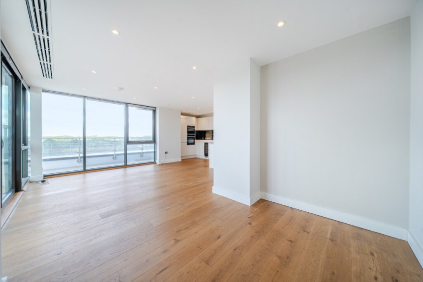 Images for Gerrards Cross, Buckinghamshire EAID:2640919782 BID:GCR