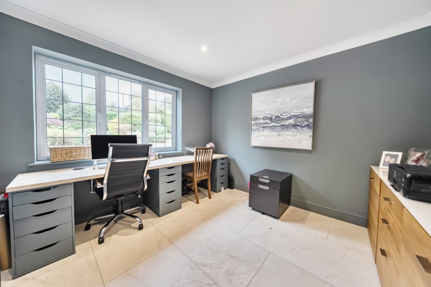 Images for Gerrards Cross, Buckinghamshire EAID:2640919782 BID:GCR