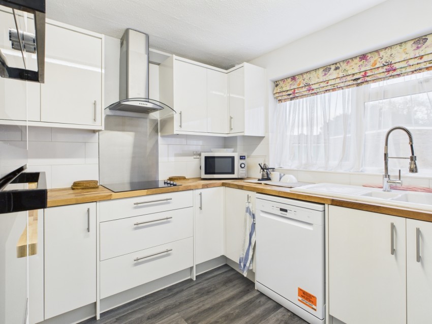 Images for Church Lane, Wexham, Buckinghamshire EAID:2640919782 BID:GCR