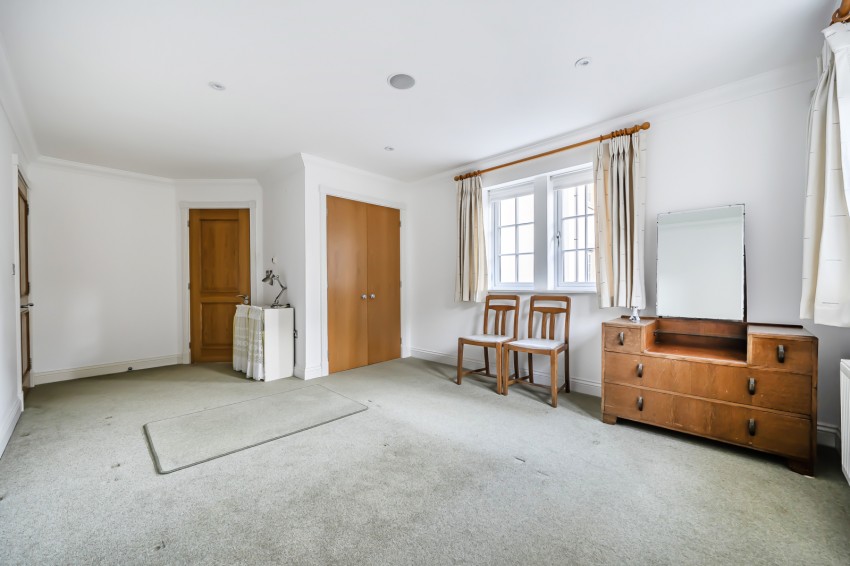 Images for Gerrards Cross, Buckinghamshire EAID:2640919782 BID:GCR