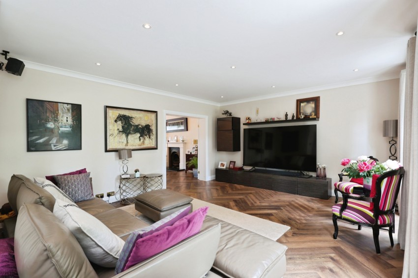 Images for Gerrards Cross, Buckinghamshire EAID:2640919782 BID:GCR