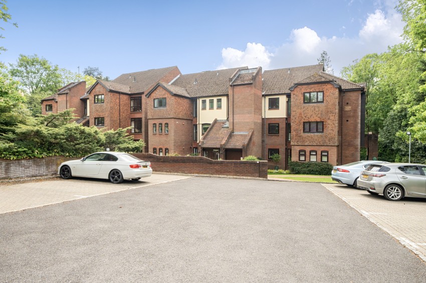 Images for Gerrards Cross, Buckinghamshire EAID:2640919782 BID:GCR