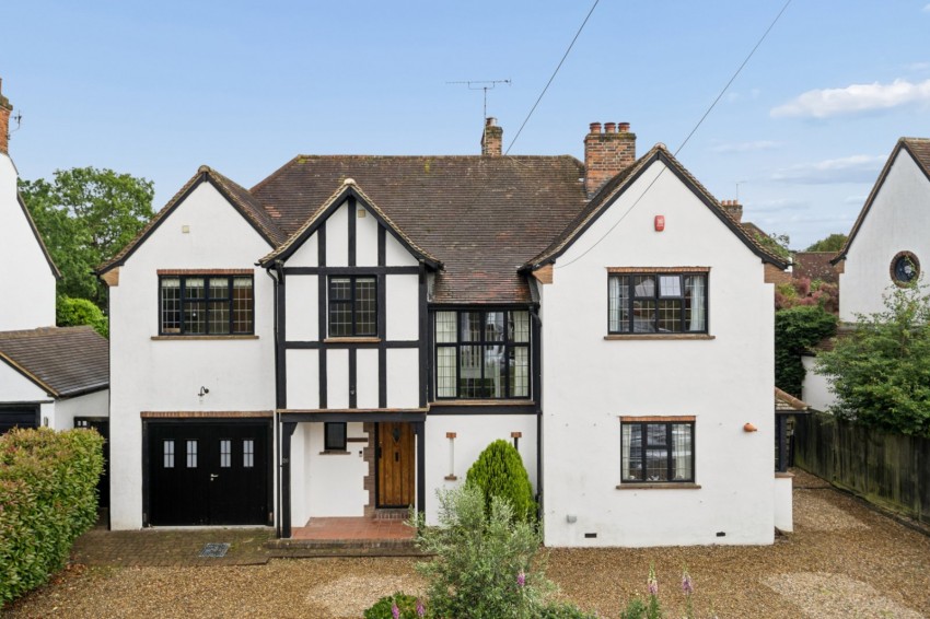 Images for Chalfont St. Peter, Gerrards Cross, Buckinghamshire EAID:2640919782 BID:GCR