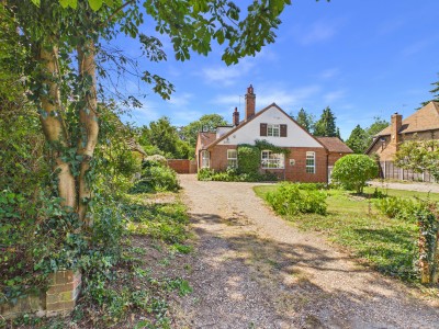 Gerrards Cross, Buckinghamshire - EAID:2640919782, BID:GCR